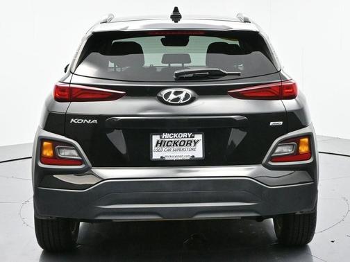 2021 Hyundai KONA SEL Plus
