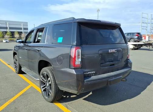Iridium Metallic 2018 GMC Yukon SLT