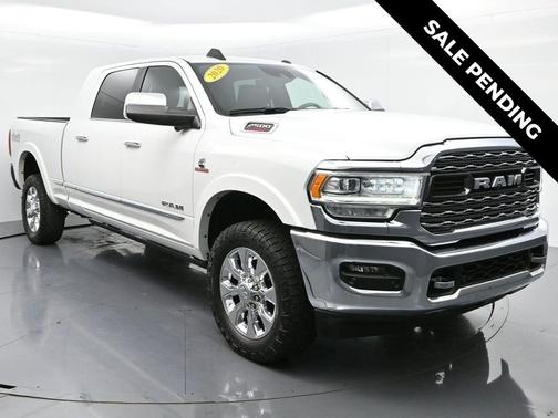 2020 RAM 2500 Limited Mega Cab 4X4 6'4' Box