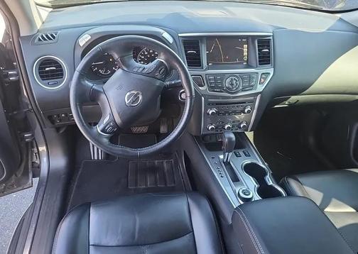 2020 Nissan Pathfinder SL 4WD