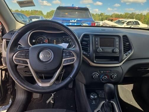 2017 Jeep Cherokee Altitude