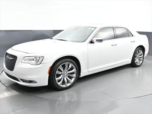 2016 Chrysler 300C Base