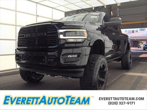 2020 RAM 2500 Laramie Mega Cab 4X4 6'4' Box