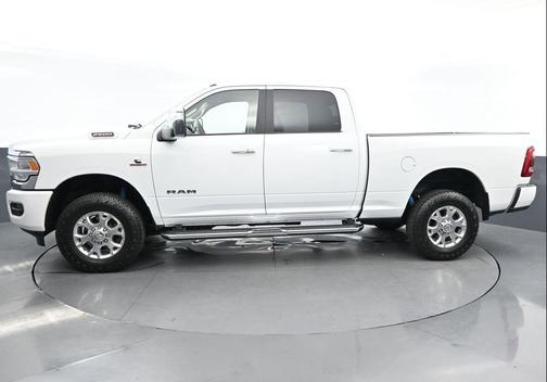 2023 RAM 2500 Laramie Crew Cab 4x4 6'4' Box