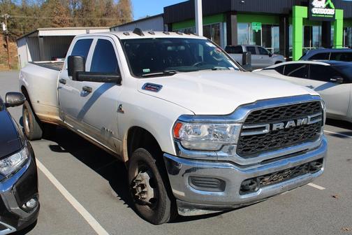 2019 RAM 3500 Tradesman Crew Cab 4x4 8' Box