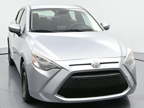 2019 Toyota Yaris Sedan L