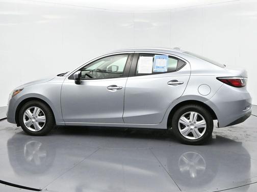 2019 Toyota Yaris Sedan L