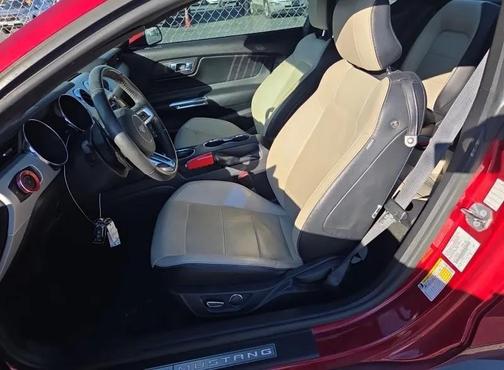 2016 Ford Mustang EcoBoost Premium