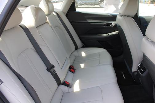 Quartz White 2020 Hyundai SONATA Limited