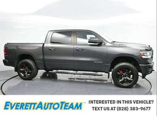 Granite Crystal Metallic Clearcoat 2020 RAM 1500 Big Horn/Lone Star