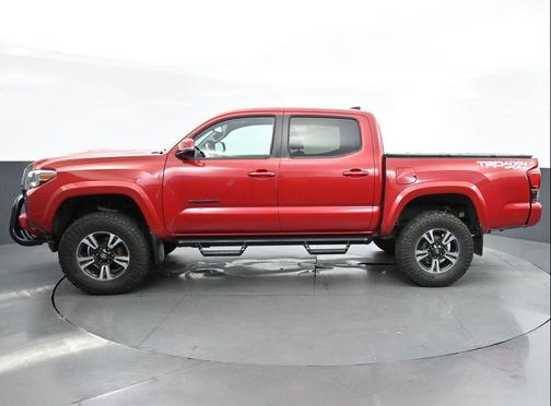 2018 Toyota Tacoma TRD Sport