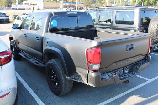 2018 Toyota Tacoma TRD Sport
