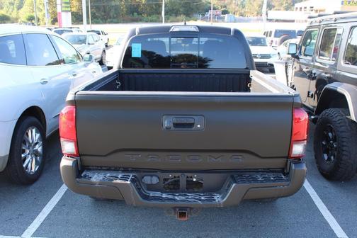 2018 Toyota Tacoma TRD Sport