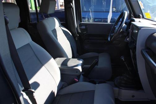 2010 Jeep Wrangler Unlimited Sport