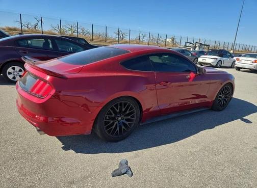 2016 Ford Mustang V6