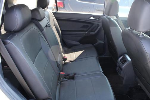 2018 Volkswagen Tiguan 2.0T SE