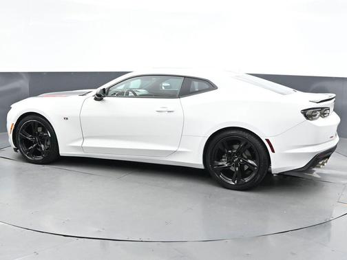 2022 Chevrolet Camaro 2LT