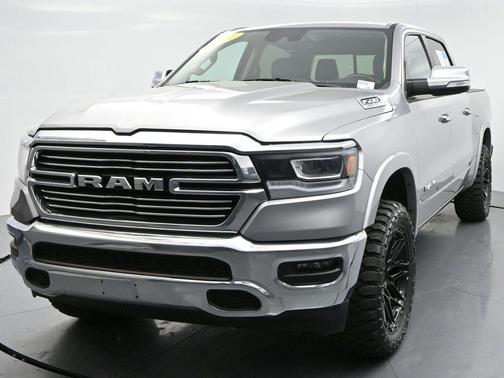 Billet Silver Metallic Clearcoat 2022 RAM 1500 Laramie