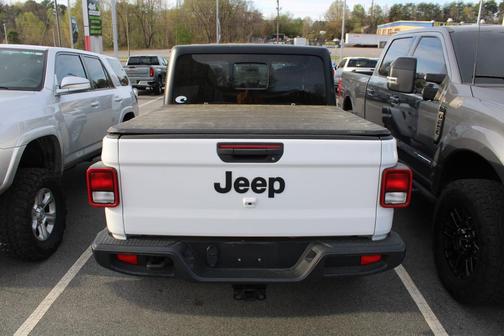 Bright White Clearcoat 2022 Jeep Gladiator Sport S