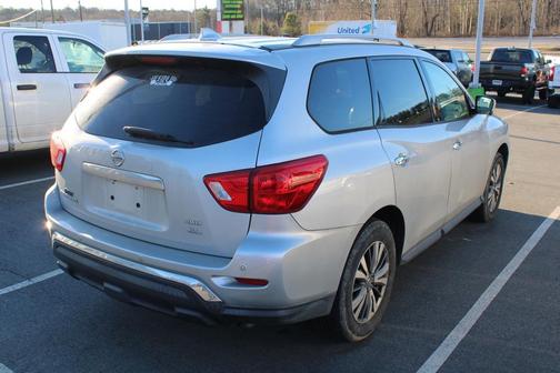 2020 Nissan Pathfinder SL 4WD