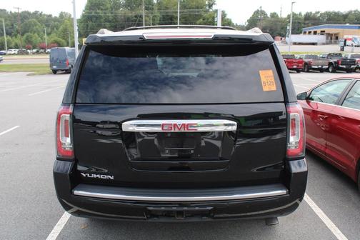 2020 GMC Yukon Denali