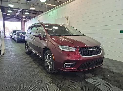 2022 Chrysler Pacifica L