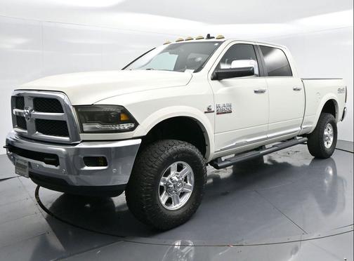 2017 RAM 2500 Limited Crew Cab 4x4 6'4' Box