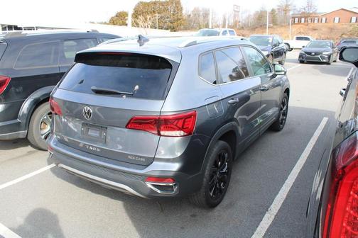 2022 Volkswagen Taos 1.5T SE