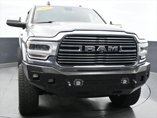 2020 RAM 2500 Laramie Crew Cab 4X4 8' Box