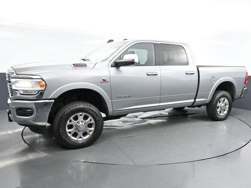 2021 RAM 2500 Laramie Crew Cab 4x4 6'4' Box
