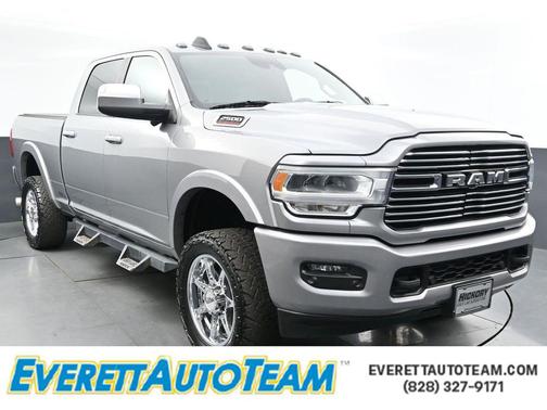 2019 RAM 2500 Laramie Crew Cab 4x4 6'4' Box