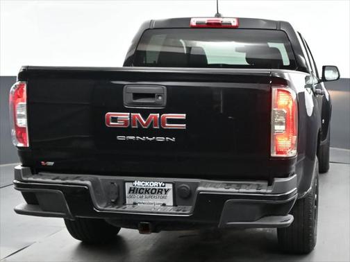 2022 GMC Canyon Elevation Standard