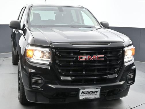 2022 GMC Canyon Elevation Standard