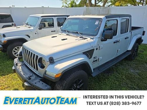 Silver Zynith Clearcoat 2023 Jeep Gladiator Freedom 4x4