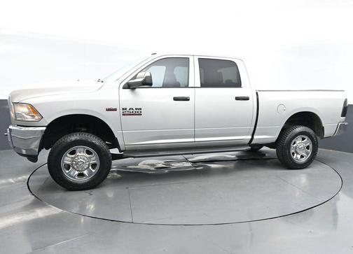 2018 RAM 2500 Tradesman Crew Cab 4x4 6'4' Box