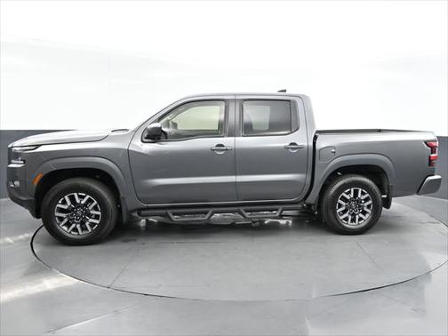 2024 Nissan Frontier SL