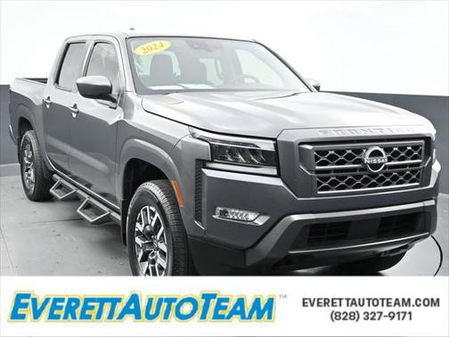 2024 Nissan Frontier SL