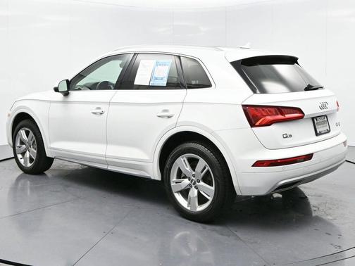 2018 Audi Q5 2.0T Premium Plus