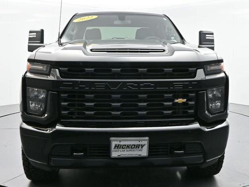 Mosaic Black Metallic 2022 Chevrolet Silverado 2500 Custom