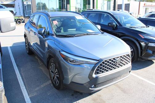 2023 Toyota Corolla Cross XLE