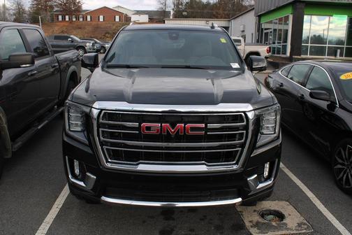 2022 GMC Yukon SLT