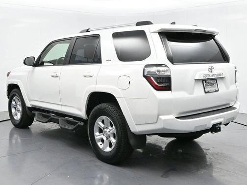Ice Cap 2023 Toyota 4Runner SR5 Premium