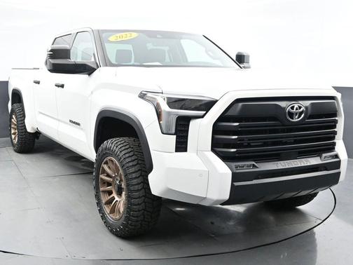 2022 Toyota Tundra SR5