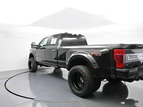 2022 Ford F-350 Platinum
