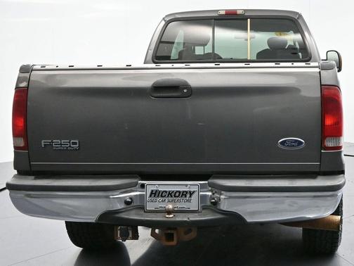 2004 Ford F-250 XL SuperCab