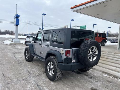 2017 Jeep Wrangler Unlimited Sport