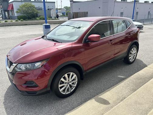 Scarlet Ember Tintcoat 2020 Nissan Rogue Sport S