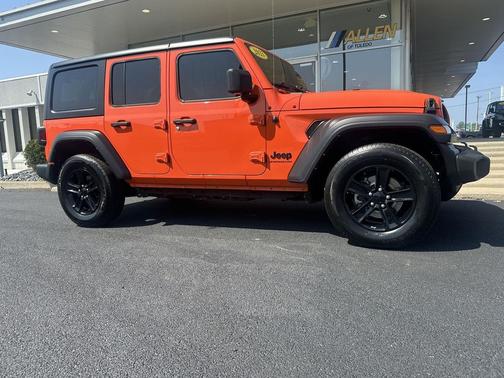 Punkn Metallic Clearcoat 2023 Jeep Wrangler Sport