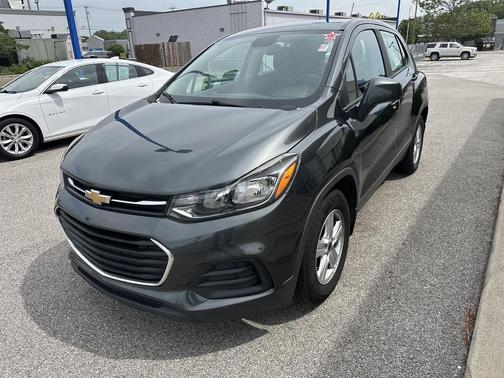 Nightfall Gray Metallic 2020 Chevrolet Trax LS