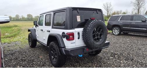 Bright White Clearcoat 2024 Jeep Wrangler 4xe Willys